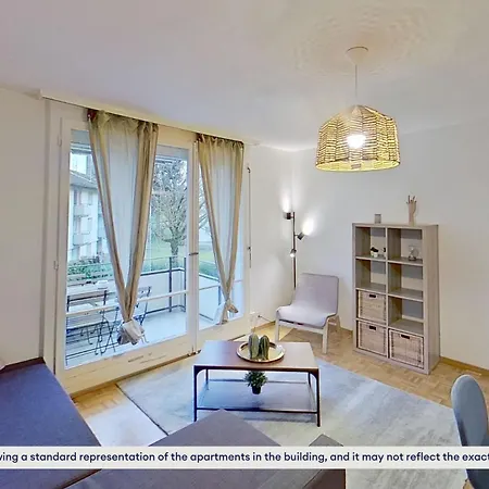 Charming 15 Mins From Life *