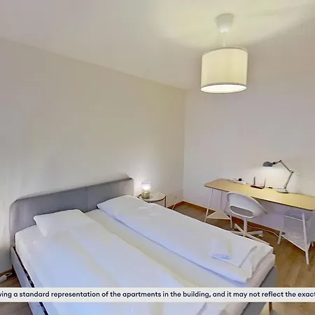 Charming 15 Mins From Life *