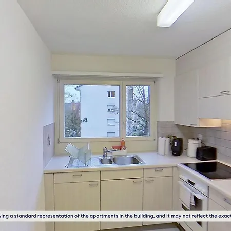 Charming 15 Mins From Life *